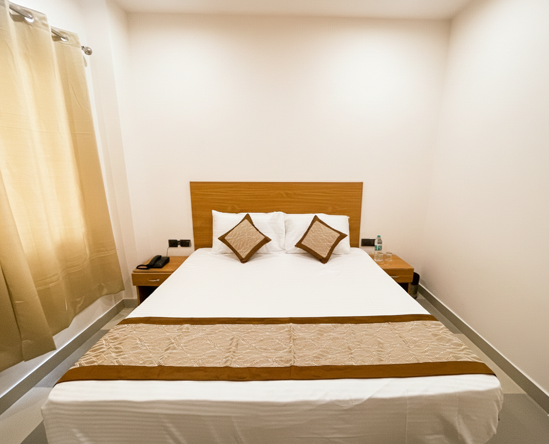 deluxe double room hotel srijan